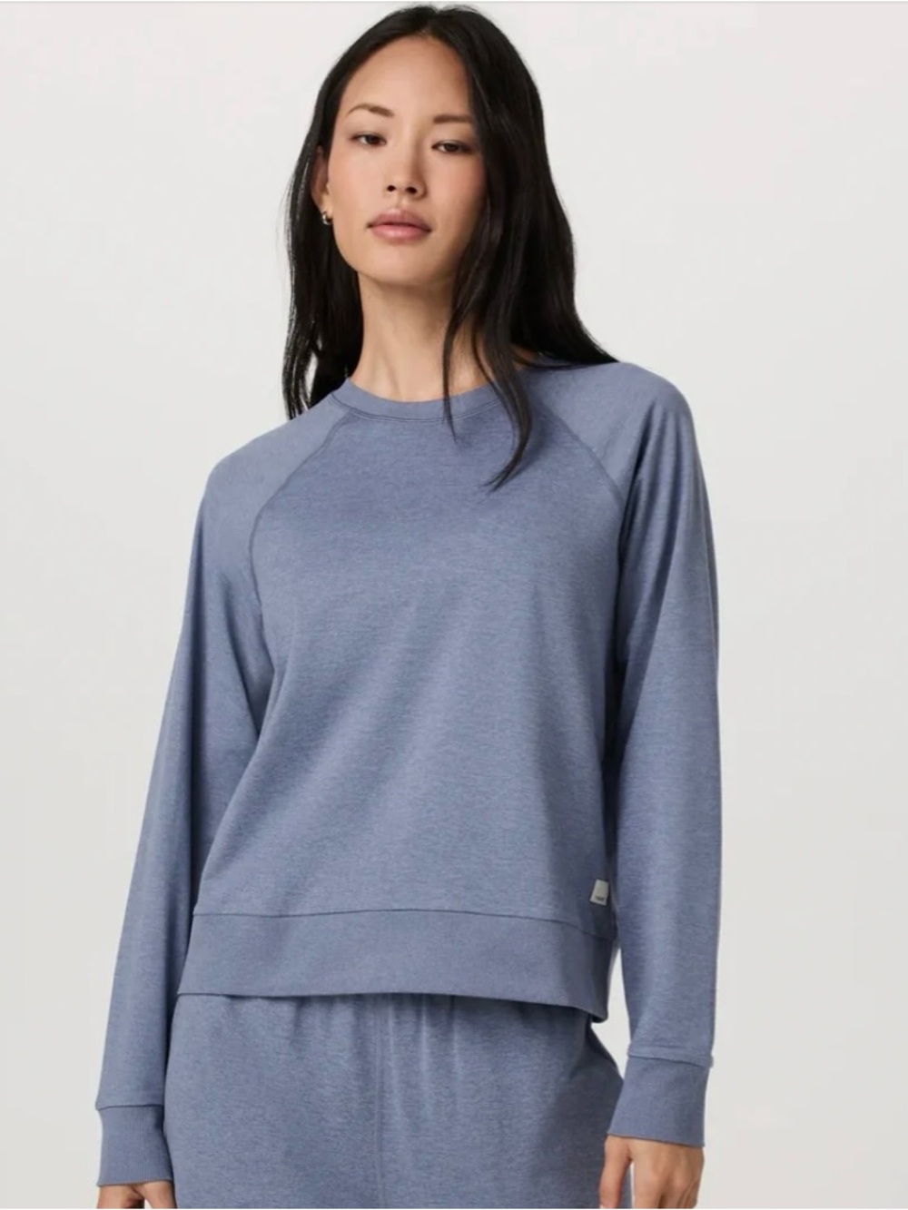 Vuori Lightweight Crewneck Sweater in Heather Blue
